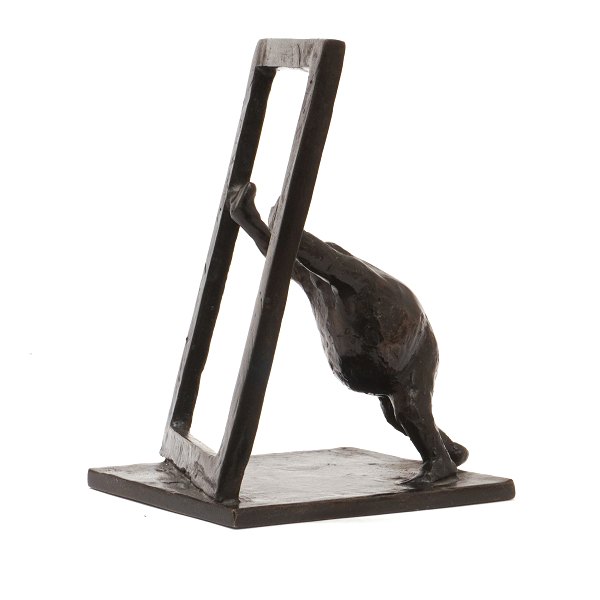 Keld Moseholm bronzefigur. Keld Moseholm, 1936-2023, skulptur i bronze. Signeret 
"KMJ 4 - 8". H: 10,5cm. B: 7,5cm. D: 8,5cm