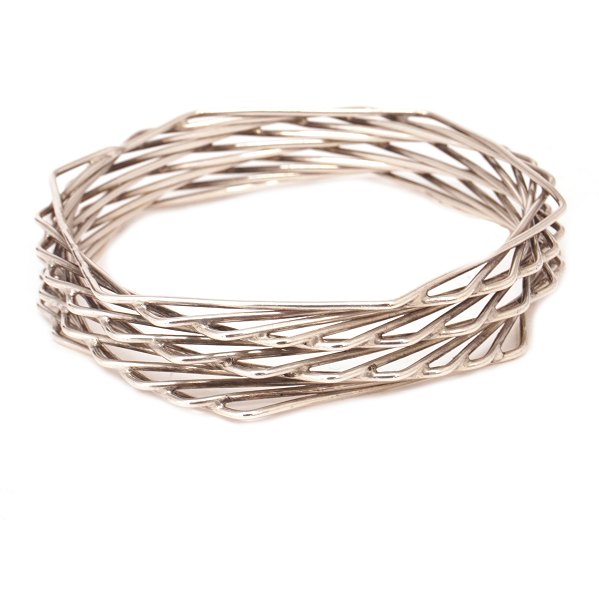 Bent Knudsen armring i sterlingsølv. D indv: 6,4cm